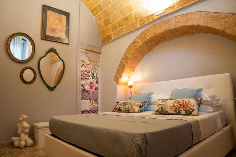 Others 4, LITHOS guest room, Barletta-Andria-Trani