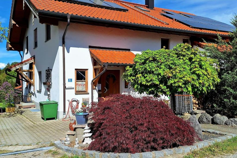 Ferienwohnung Nussbaum bayerisches Voralpenland, Ebersberg