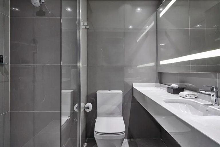 Bathroom 4, Intercity Porto Maravilha, Rio de Janeiro