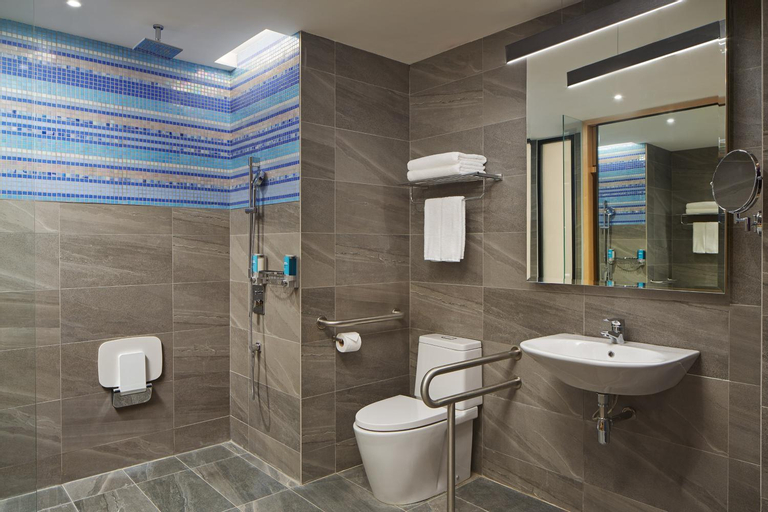 Bathroom 19