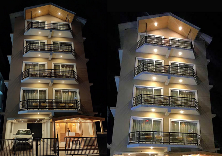 Exterior & Views