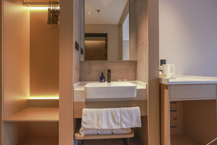 Bathroom 3, Starway Hotel Longquan People's Square, Lishui