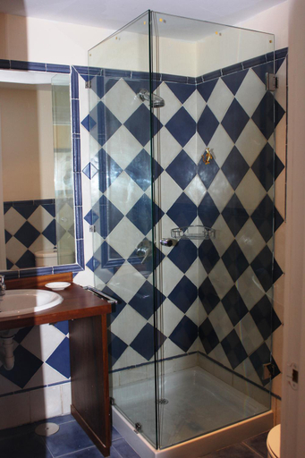 Bathroom 5, Villa Bella Lanzarote, Las Palmas