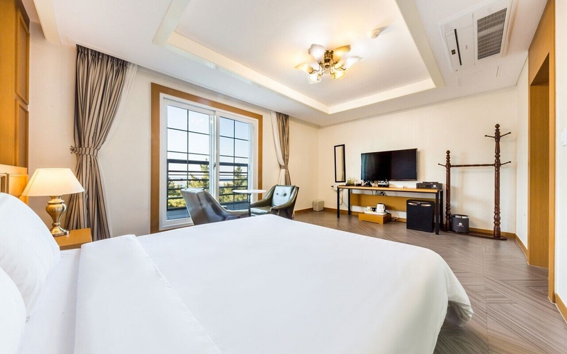 Bedroom 3, Gangneung Kyungpodae La-Mer Hotel, Gangneung