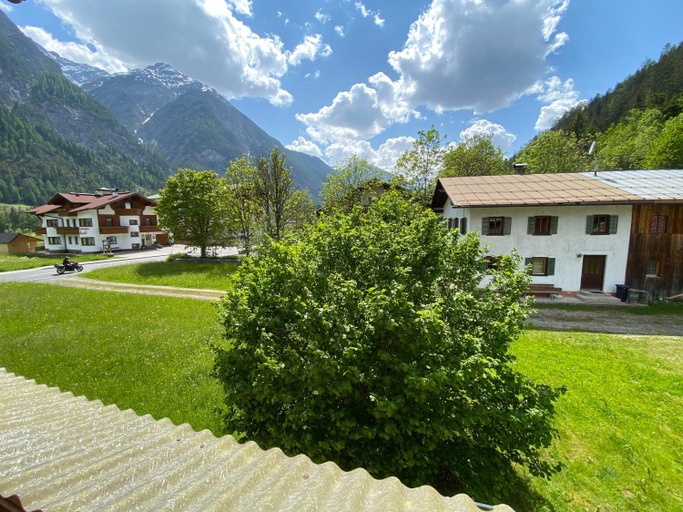Others 2, Gastehaus Huber, Reutte