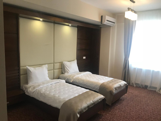 Bedroom 3, Hotel Best, Ploiesti