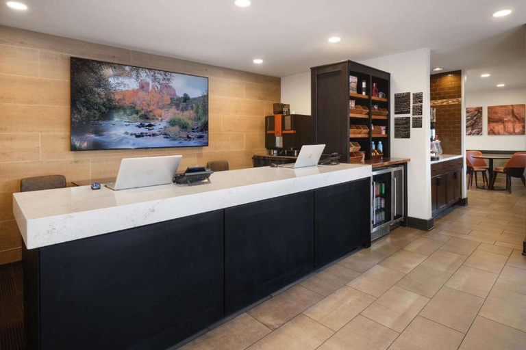 Public Area 5, Aiden by Best Western Sedona, Yavapai