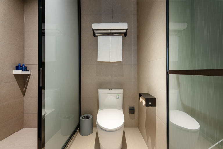 Bathroom 4, Hanting Hotel (Xianyang International Airport Hote, Xianyang