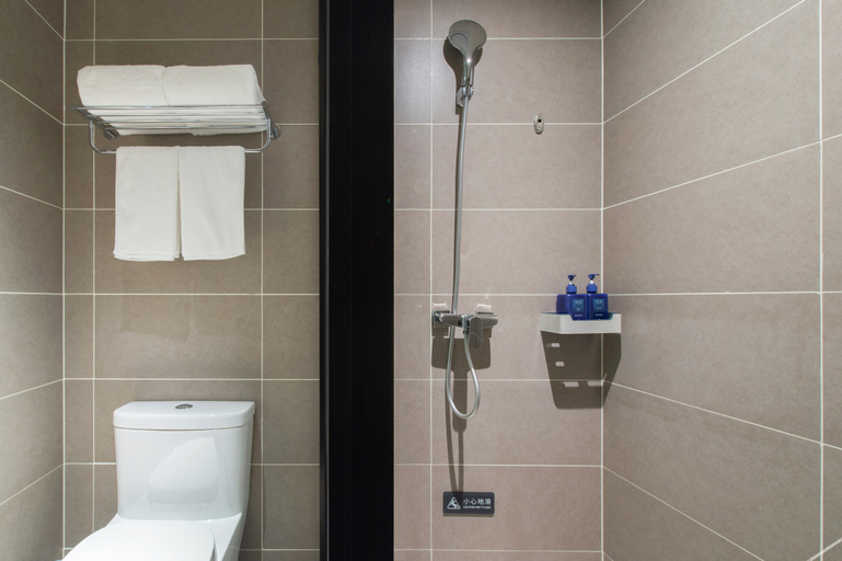 Bathroom 3, Hanting Hotel Baicheng Railway Station, Baicheng