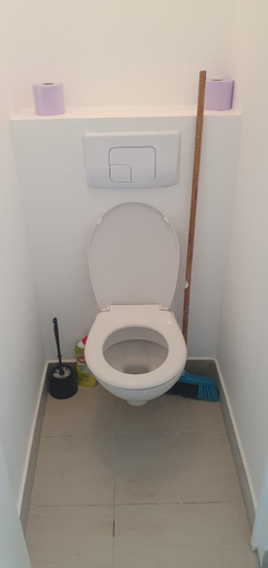 Bathroom 2, Le 23, Hauts-de-Seine
