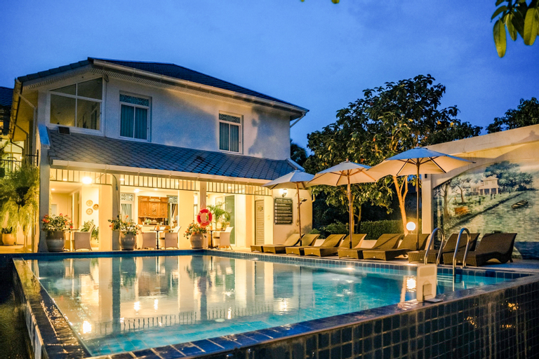 Sport & Beauty 1, Villa Amphawa, Bang Khon Ti
