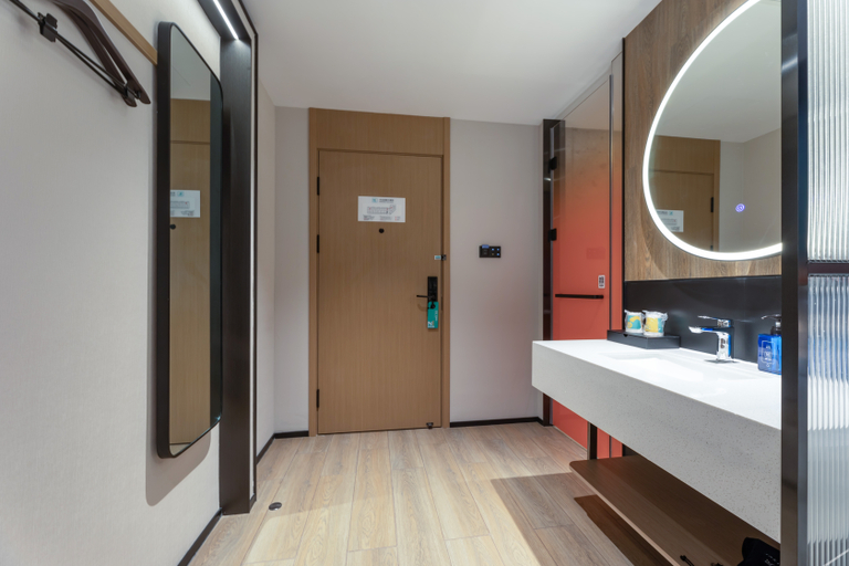 Bathroom 3, Ni Hao Hotel (Bozhou Nanzhan Zhongyaocheng Center), Bozhou