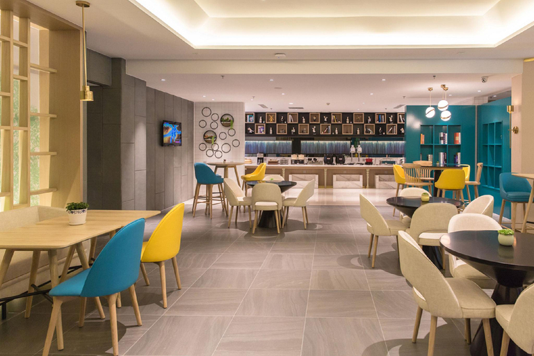 Food & Drinks 4, Hotel Magnolia (Loja do Governo Municipal de Huludao), Huludao
