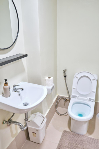 Bathroom 3, QFandZ Baguio Homestay at BRENTHILL Condominium, Baguio City