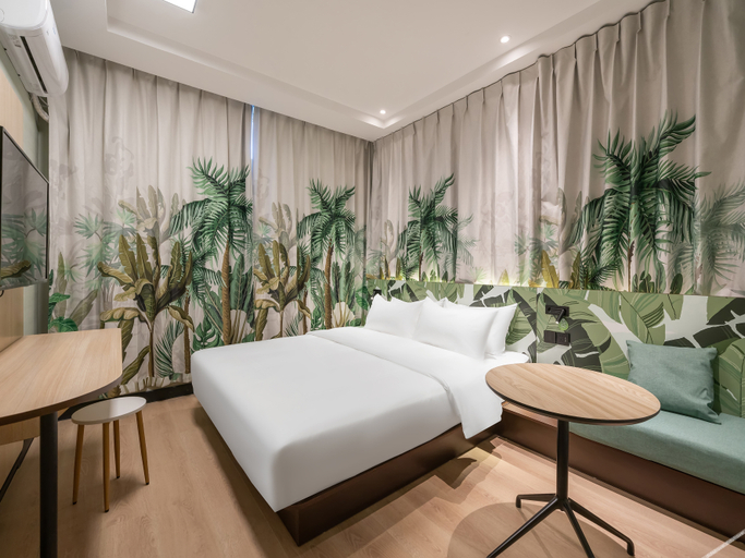 Bedroom 27