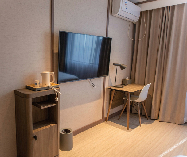 Others 5, Hanting Hotel Xinyang Gushi Hongsu Road, Xinyang