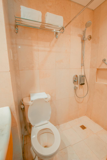 Bathroom 11