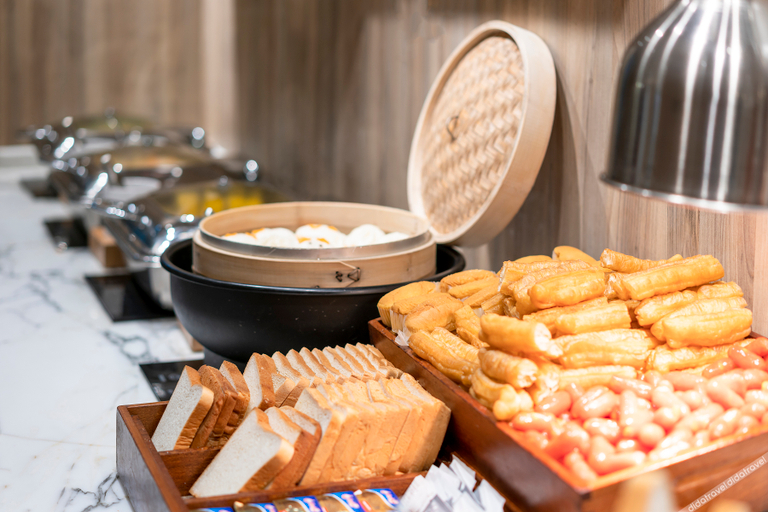 Food & Drinks 30