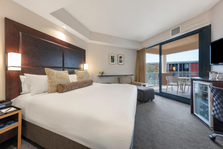 Bedroom 4, Amora Hotel Riverwalk Melbourne, Melbourne