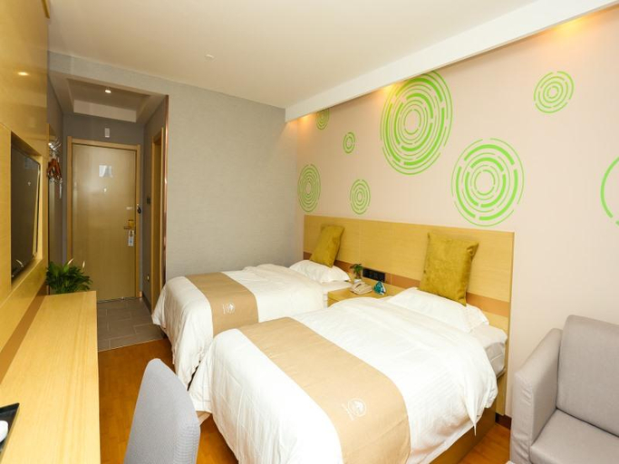 Bedroom 5, グリーンツリースマートチョイスホテル(), Suzhou