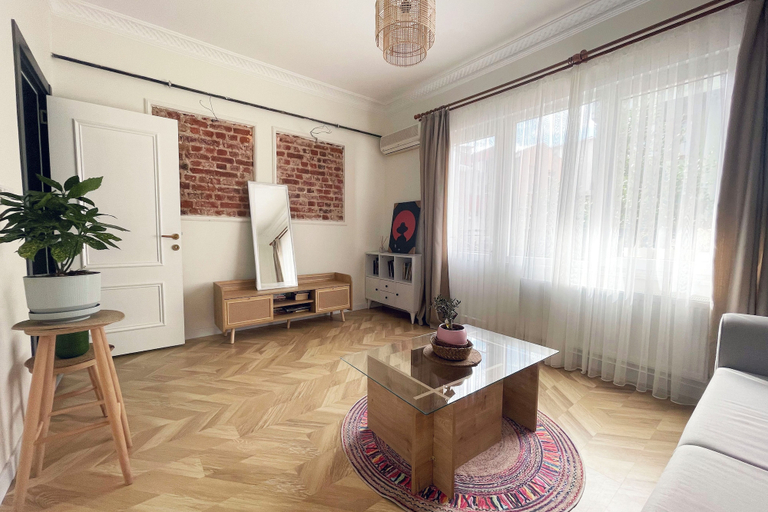Others 5, 2BR and 2bath balcony apt in heart of isatanbul #3, Şişli