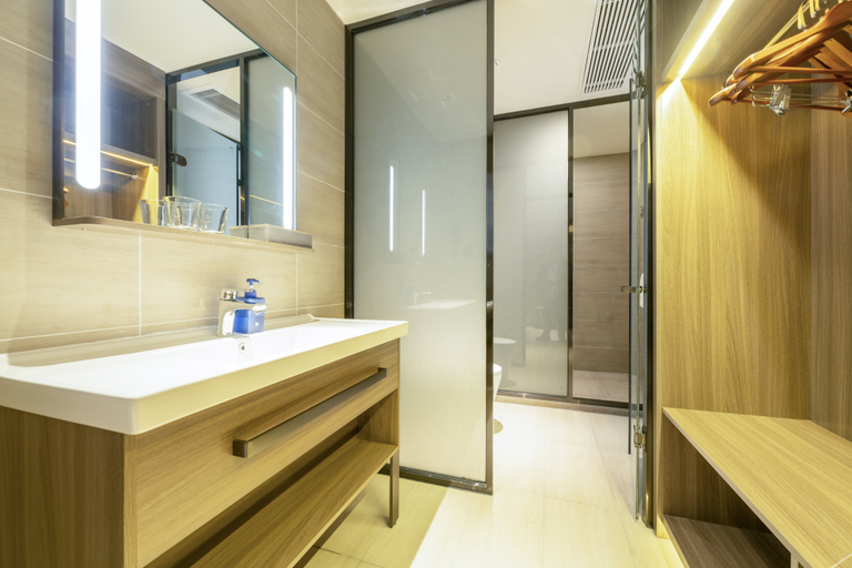 Bathroom 4, Hanting Hotel Yichun Economic Development Zone, Yichun