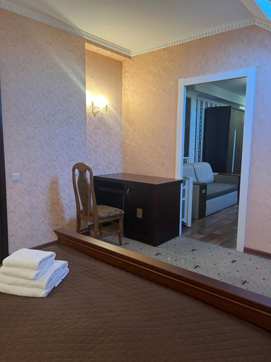 Bedroom 2, Hotel Lavilia, Solomians'kyi