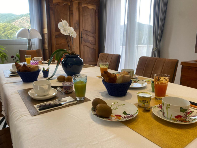 Food & Drinks 5, Chambres d'hote Residence Casa TOGA, Haute-Corse