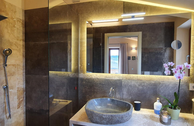 Others 4, Borgo Casa Dottore, Ascoli Piceno
