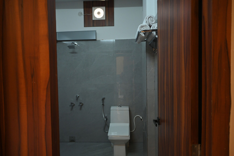 Bathroom 4, HOTEL M PLAZA MANDARMANI, Purba Medinipur