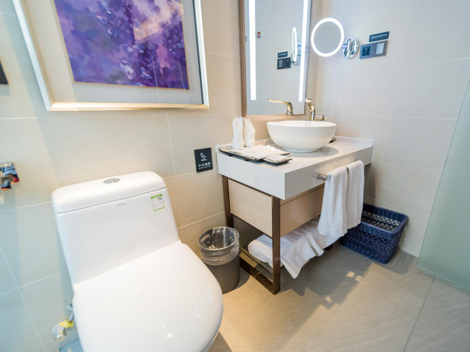 Bathroom 4, Lavande Hotels·Yichang Wanda Plaza, Yichang