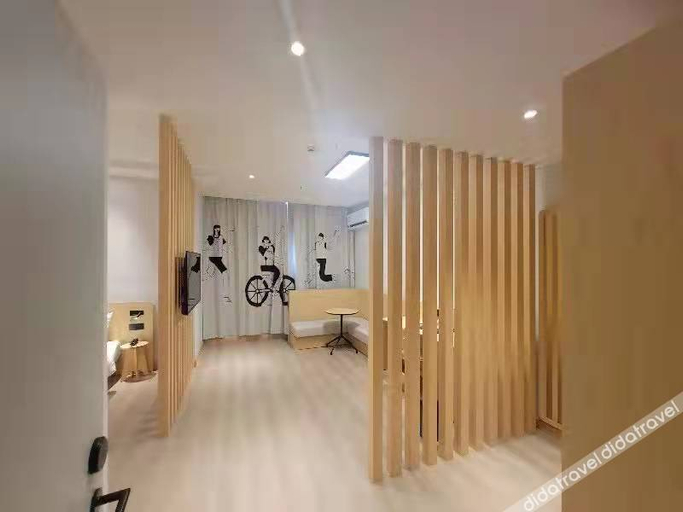 Bedroom 26