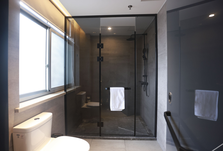 Bathroom 3, Starway Hotel Longquan People's Square, Lishui