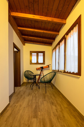 Others 5, Coppito Apartment, L'Aquila