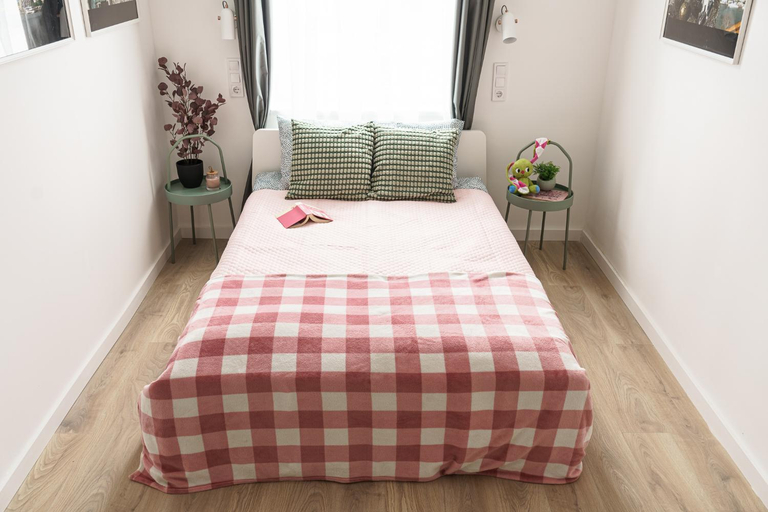 Bedroom 2, Hungarikum Studios, Budapesti