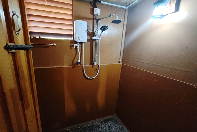 Aeden Villa Roomstay & Homestay - Tap to explore photos