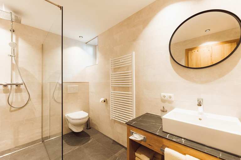 Bathroom 2, Apart Himmel-Raich, Landeck