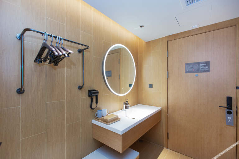 Bathroom 3, JI Hotel Linhai Passenger Terminal Center, Taizhou