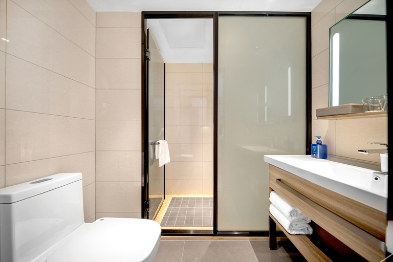 Bathroom 3, HanTingホテル(), Heihe
