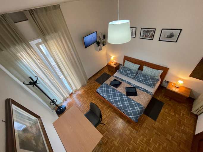 Others 5, Eva Capital Guest House, Modena