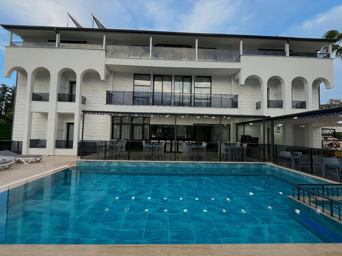 Others 5, Jest Otel, Kemer