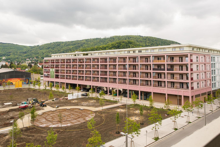 Muzeta Graz - Eco-Friendly Parkview Holiday Apartments in Graz’s Smart City, Graz