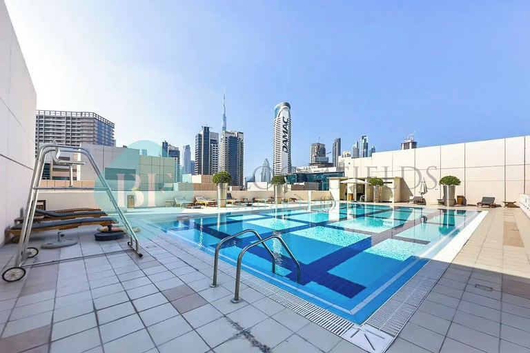 Sport & Beauty, Bloomfields Magnificent Stu Bay Square, Dubai