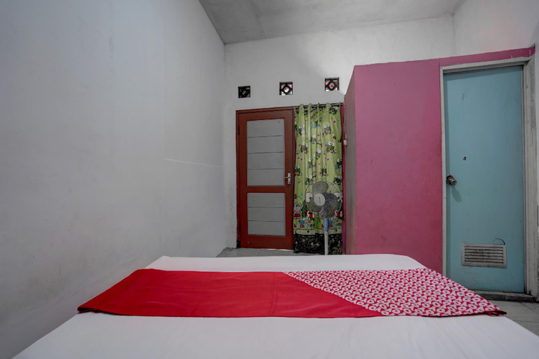 Bedroom 3, OYO Life 92840 Wisma Morricco, Jombang