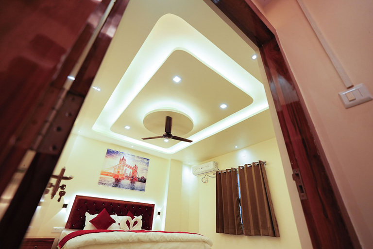 Others 5, HOTEL RJ, Patna