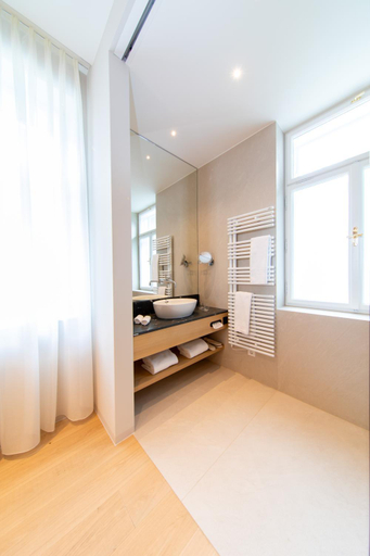 Bathroom 3, Apollo AchtQuartier Das Hotel am Mondsee, Vöcklabruck