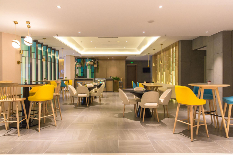 Food & Drinks 5, Hotel Magnolia (Loja do Governo Municipal de Huludao), Huludao