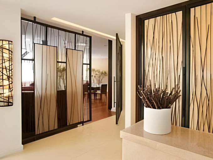 Others 5, Hanover Marriott, Morris