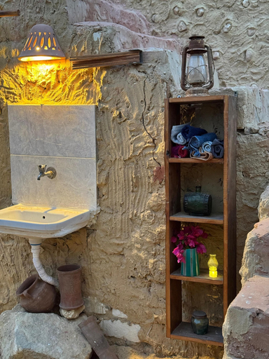 Bathroom 2, TATRABENT - Eco Friendly retreat in Siwa, Siwa