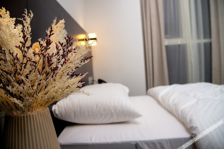 Bedroom 3, Garden City Hotel, Dubai